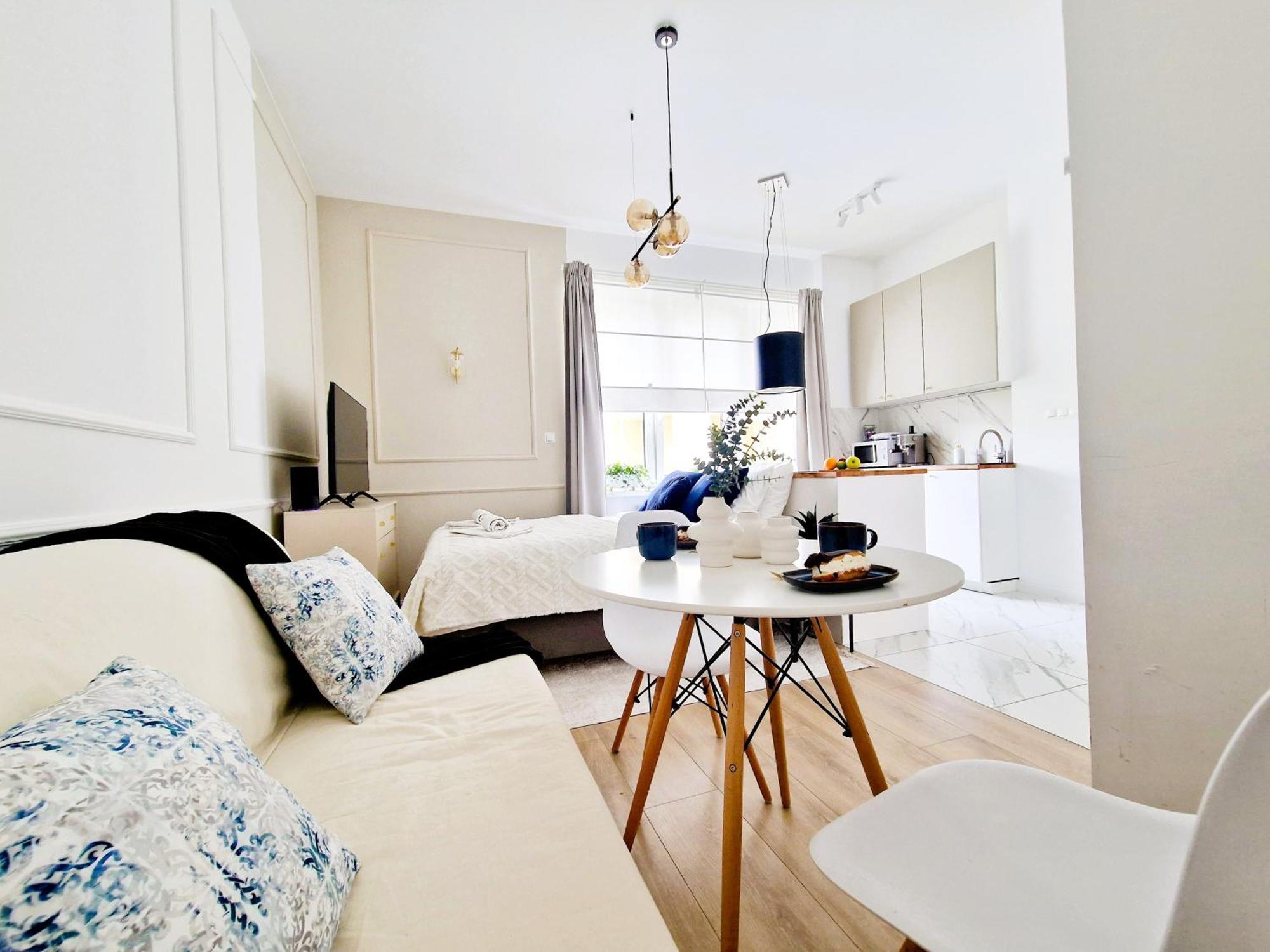 J&W Apartments Grojecka Glam Flat Warschau Exterior foto