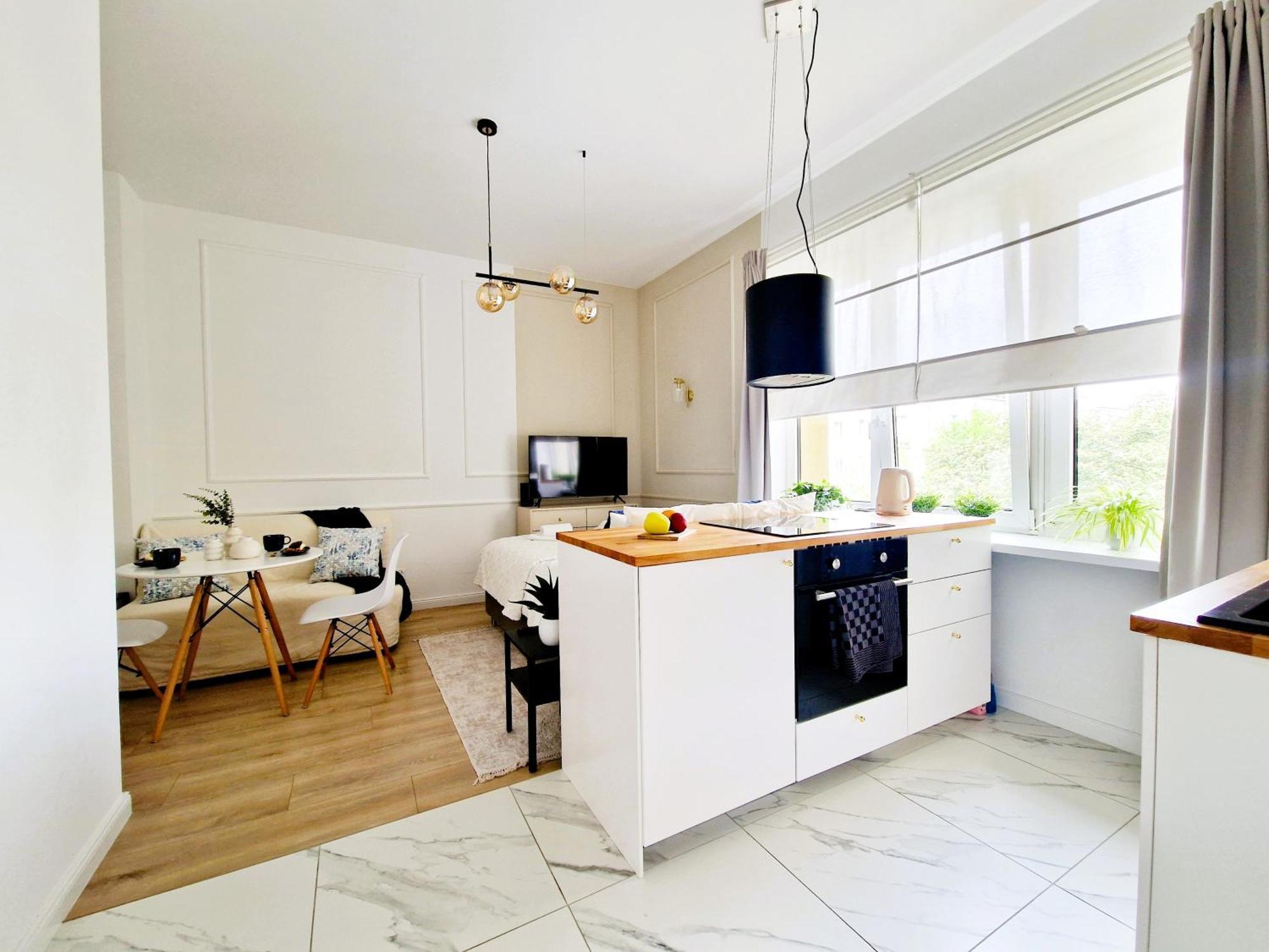 J&W Apartments Grojecka Glam Flat Warschau Exterior foto