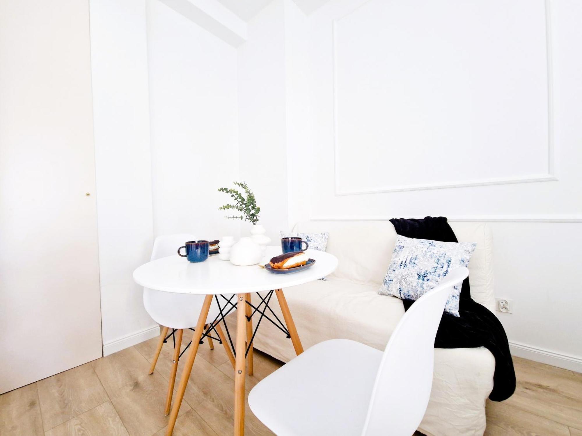 J&W Apartments Grojecka Glam Flat Warschau Exterior foto